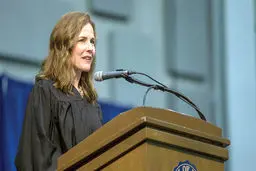 کنترل کامل جمهوری‌خواهان بر دیوان عالی آمریکا | محافظه‌کار کلاسیک جانشین اسطوره لیبرال‌ها می‌شود