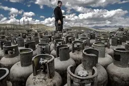 ماجرای آتش زدن ۱۵۰ سیلندر گاز در ایرانشهر چه بود؟ 