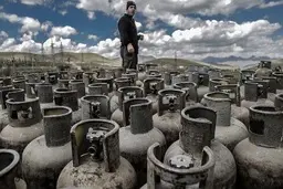 ماجرای آتش زدن ۱۵۰ سیلندر گاز در ایرانشهر چه بود؟ 