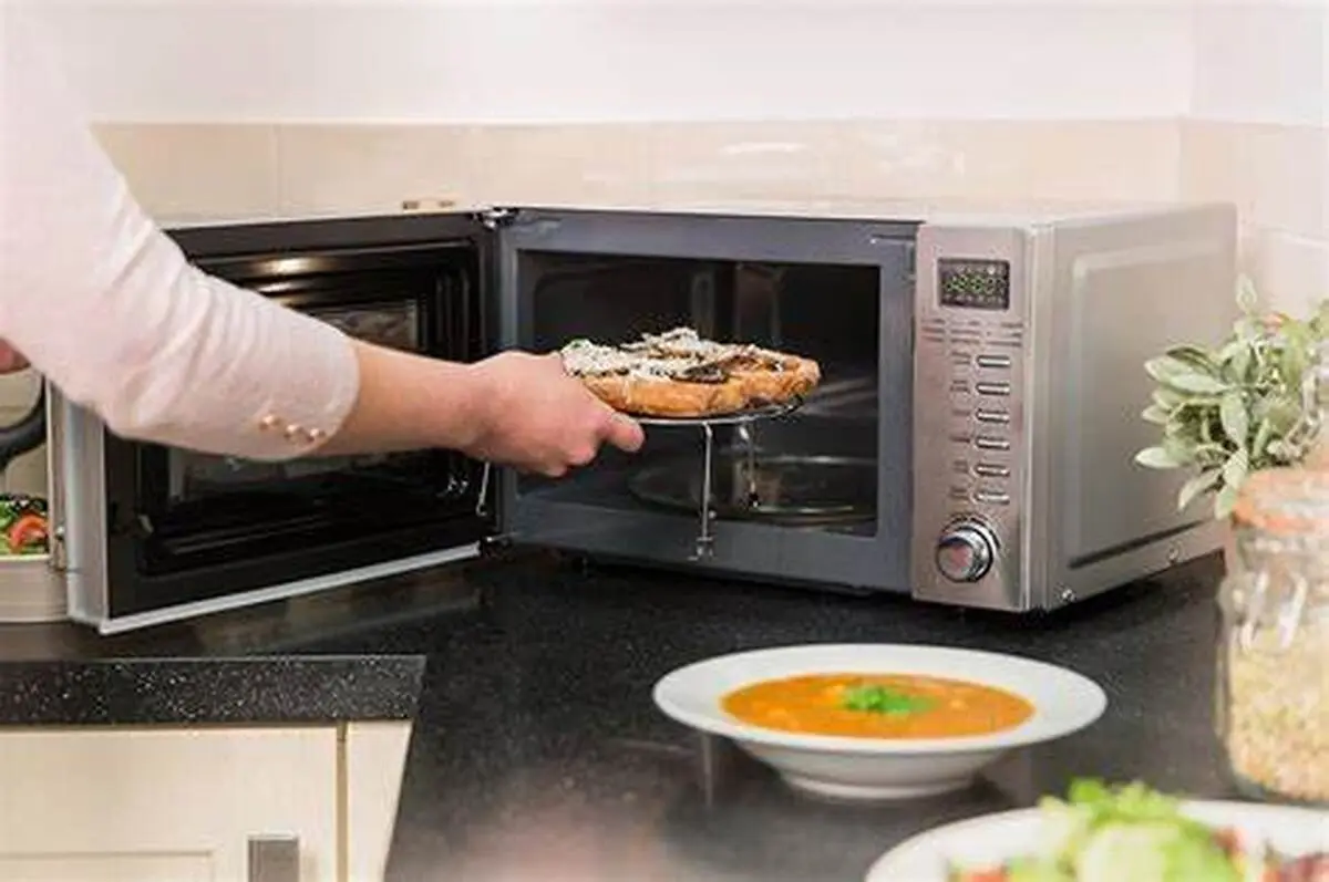دیگه غذات رو توی مایکروویو گرم نکن |  بیا تا 5 تا از مضرات مایکروویو رو بهت بگم