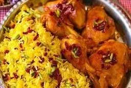 تو مهمونیا این زرشک پلو با مرغ زعفرونی رو درست کن همه عاشقش میشن! | طرز تهیه زرشک پلو با مرغ زعفرونی +ویدیو