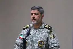 سخنگوی ارتش: مداخلات آمریکا در منطقه را بی‌اثر خواهیم کرد | تصور کرده‌اند که با حمله به پایگاه‌های ما در جنوب، می‌توانند کنترل تنگه هرمز را به دست بگیرند که نادرست است