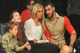 ماجرای تغییر رفتار بریتنی اسپیرز با پسرانش پس از ازدواج با سام اصغری | سام یک شوهر ایده آل است + جزئیات ماجرا