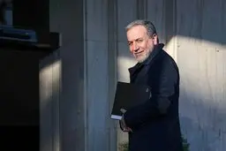 دور دوم مذاکرات ایران و آمریکا |  عراقچی وارد رم شد