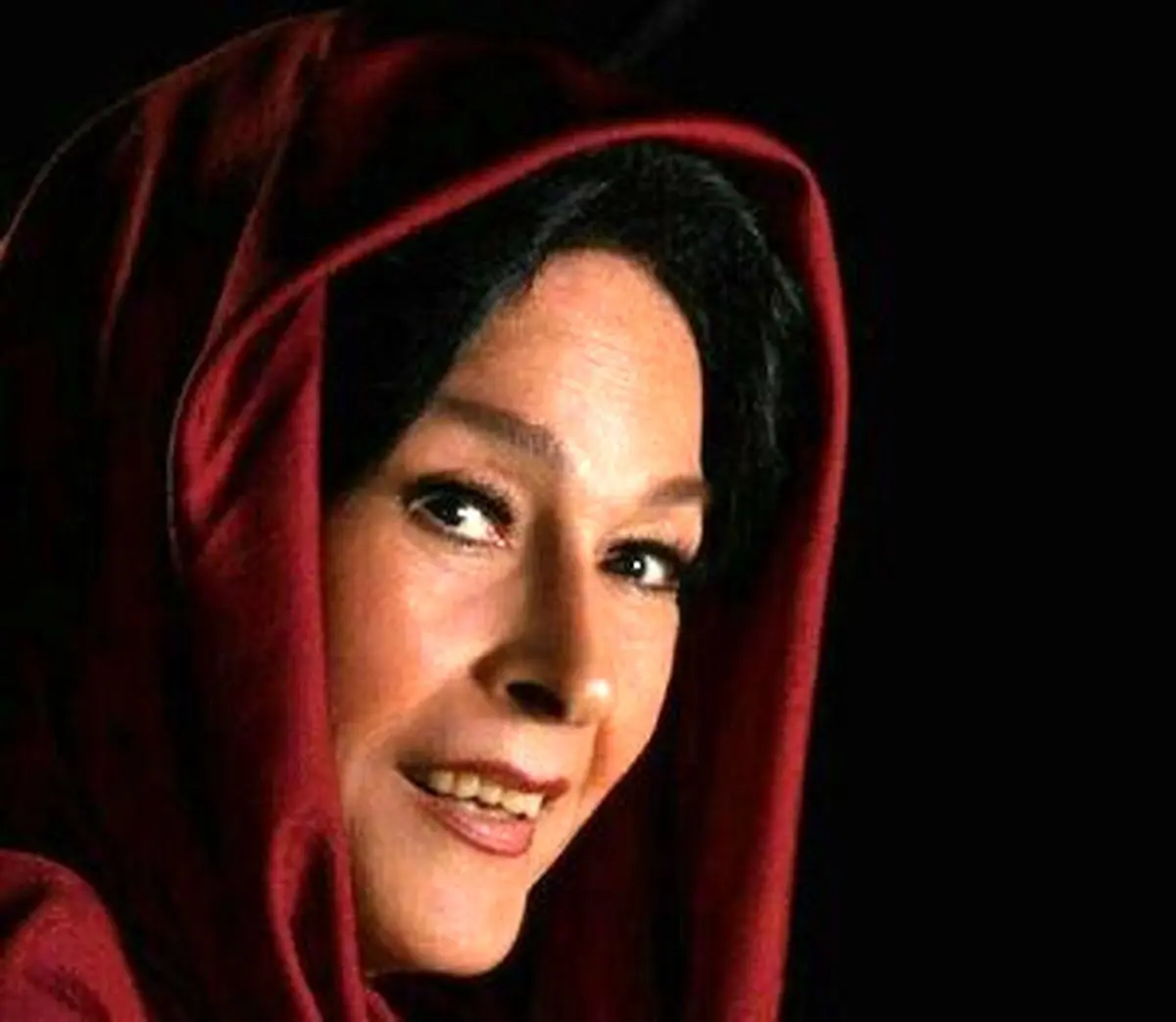 سینما به این خانم بازیگر ایرانی 40 سال است که هیچ دستمزدی نداده است! + جزئیات