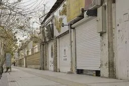 طوفان کرونا و اجرای نیم بند محدودیت‌ها | پیش‌بینی هفته‌های سیاه کرونایی با وجود تعطیلی ۱۰ روزه