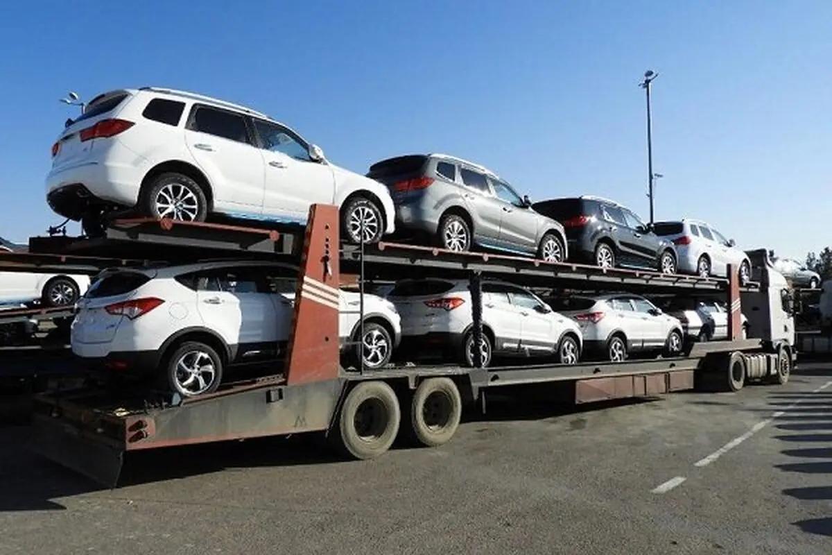 دور زدن محدودیت های کرونایی؛ خودروهای لوکس غیربومی با تریلی حمل خودرو وارد گیلان می شوند