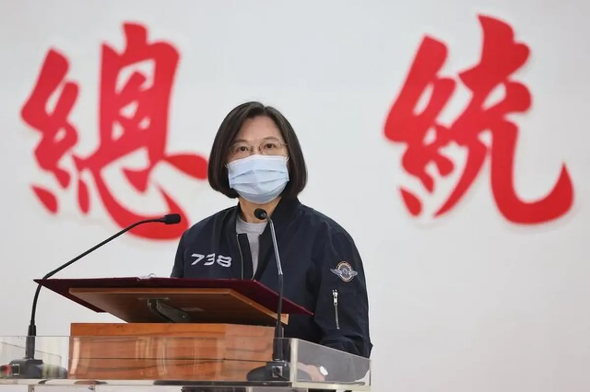 رئیس جمهور تایوان پس از ورود ۱۵۰ هواپیمای نظامی چین به حریم هوایی این کشور: به دنبال تقابل نظامی نیستیم اما هرچه لازم باشد انجام خواهیم داد