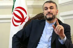 کنایه معنادار دستیار ویژه لاریجانی به پمپئو