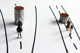 آیا در همه جای جهان مردان بیشتر از زنان دستمزد می گیرند؟