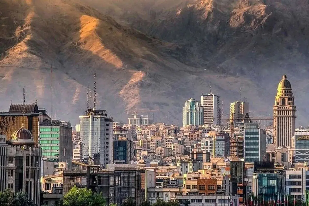 ریزش قیمت مسکن در شمال و شرق تهران پس از جنگ ۱۲ روزه؛ بازار جنوب پایتخت مقاوم‌تر | رکود سنگین در بازار مسکن مناطق شمالی و شرقی تهران؛ افت کمتر در جنوب و غرب استان
