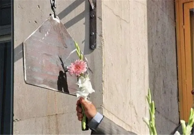 زنگ آیین سپاس معلم نواخته شد