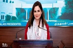 لبنان  |  وزیر اطلاع‌رسانی استعفا داد 