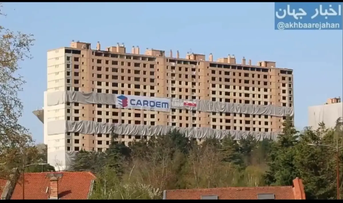 ساختمان ۱۵ طبقه در فرانسه در ۵ ثانیه پودر شد + ویدئو