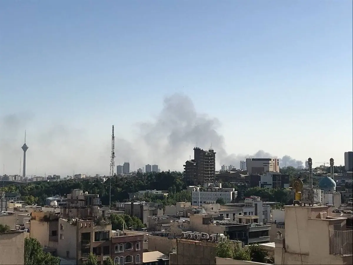 
آتش سوزی وسیع یکی از کارخانه های غرب تهران +فیلم
