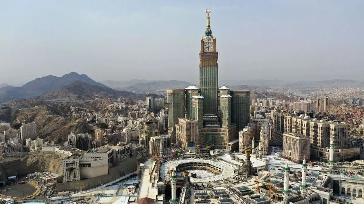 دستور جدید عربستان: کاهش صدای بلندگو در مساجد | ممنوعیت پخش سایر موارد از بلندگوی مساجد نیز در این فرمان است 
