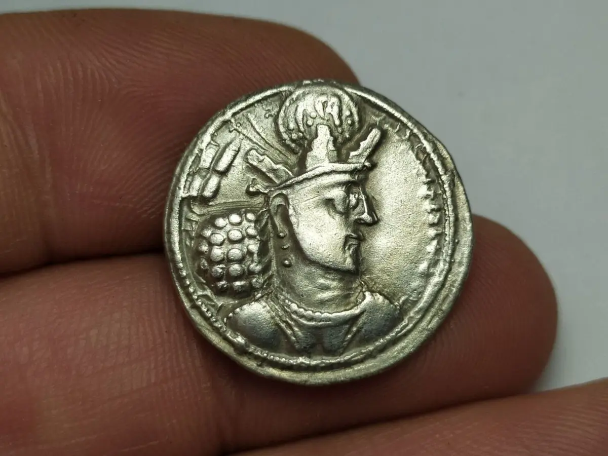فروش سکه‌های ساسانی در فضای مجازی!