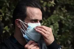 
 اشک های علی کریمی برای مهرداد میناوند
