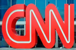 
سی‌ان‌ان چند کارمند خود را که واکسن کرونا نزده بودند، اخراج کرد
