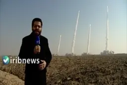 رزمایش ‎سپاه صبح امروز با شلیک انبوه موشک‌های بالستیک زمین به زمین + ویدئو