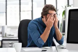 ۱۴ دلیل برای خستگی‌تان که از آن بی خبرید 