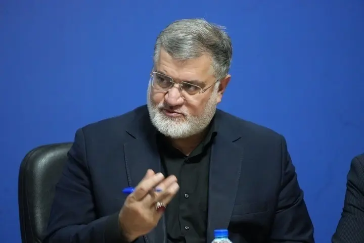 استاندار تهران: در هیچ یک از دانشگاه‌های تهران ورود نیروهای انتظامی و امنیتی را نداشتیم؛ به هیچ عنوان اجازه چنین مداخله‌ای را نمی‌دهیم