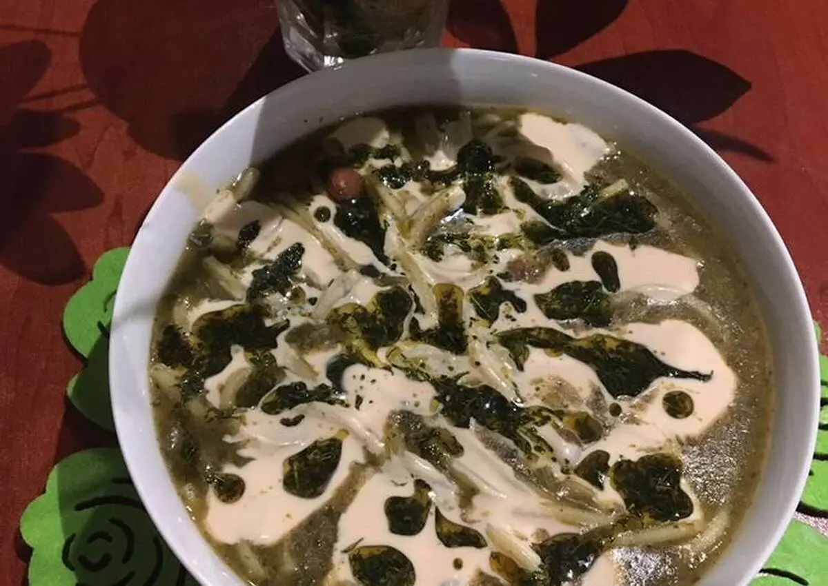 طرز پخت آش رشته فوری برای افطار 