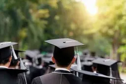 خبر دردناک این روزها | آرزوی جوان چیست؟ | دانشجویان چه خواسته ای دارند ؟ چند درصد به مهاجرت فکر می کنند؟ آمارها چه می گویند؟