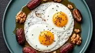 طرز تهیه نیمرو خرما و کنجد | یه صبحانه متفاوت و مقوی +ویدئو