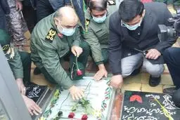 فرمانده سپاه: هرگز اجازه نفوذ دشمن به درون سرزمین های اسلامی را نخواهیم داد