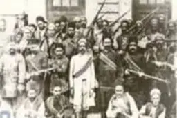 چرا مشروطه به دموکراسی منجر نشد؟‌
