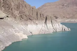 تهران در آستانه تنش آبی | ۵۰ میلیون مترمکعب آب زیرزمینی صرف فضای سبز می‌شود