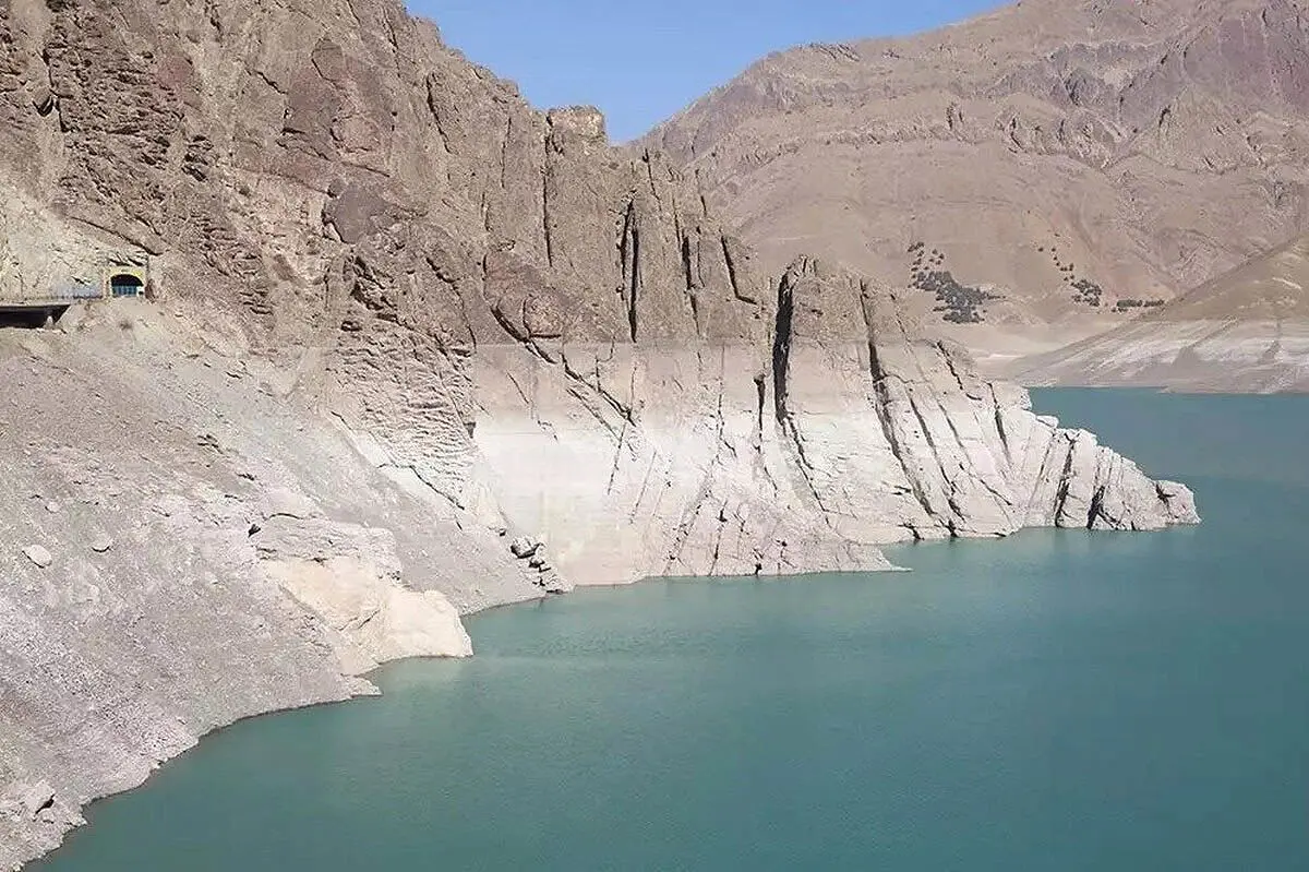 تهران در آستانه تنش آبی | ۵۰ میلیون مترمکعب آب زیرزمینی صرف فضای سبز می‌شود