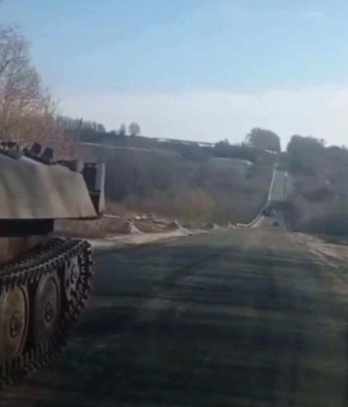 شوخی استهزاء آمیز راننده اوکراینی با نظامیان روس+ویدئو