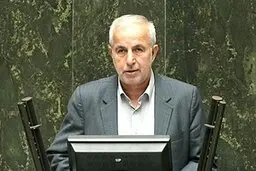 کوچکی نژاد: با گذشت ۱۰۰ روز از دولت همچنان برخی دستگاه‌های اجرایی بلاتکلیفند