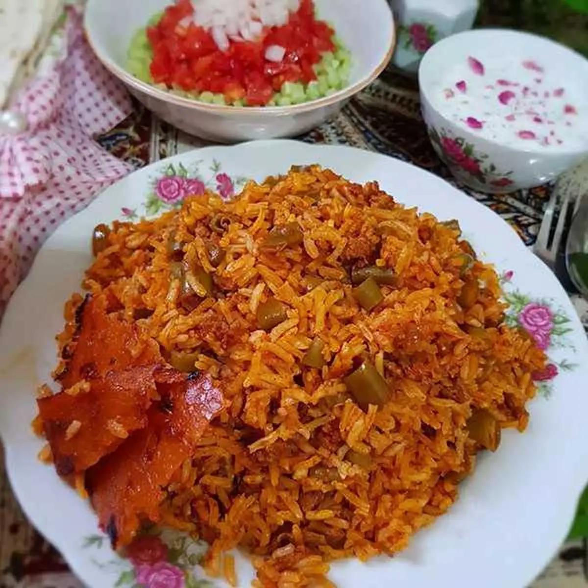 برای افطار یا سحر  لوبیا پلو با پوره گوجه درست کن | طرز تهیه لوبیا پلو خوشمزه و مجلسی به روش رستورانی