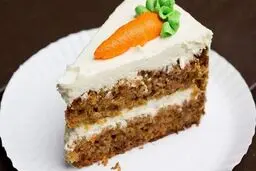 طرز تهیه کیک هویج با گاناش شکلاتی | اگه دلت یه کیک متفاوت میخواد دست بکار شو + ویدیو 