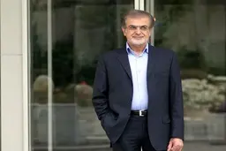 عامل گران شدن دلار، رئیس جمهور و بانک مرکزی هستند | دیدگاه سیاسیون و اقتصادیون دولت روحانی راجع به نرخ ارز | حلقه اصلی دولت نسبت به اسحاق جهانگیری دچار توهم شد