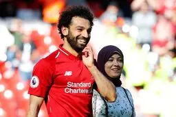 اقدام جالب محمد صلاح در حمایت از کودک سوریه‌ای/ عکس