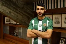  فوتبالیست‌های ایرانی چه کتاب‌هایی می‌خوانند؟ 