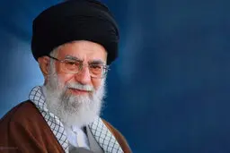  رهبر انقلاب با استعفای آیت‌الله شاهچراغی از امامت جمعه سمنان موافقت کرد