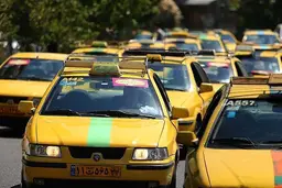 شهروندان در صورت مشاهده تخلف با این شماره تماس بگیرند | نشستن ۳ مسافر روی صندلی عقب تاکسی‌ ممنوع است