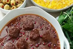 طرز تهیه خورش فسنجان با هویج، طعمی متفاوت و فوق‌العاده 