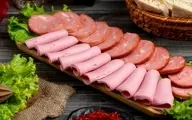 طرز تهیه کالباس خانگی | بیا بهت یاد بدم کالباس بدون مواد نگهدارنده درست کنی! +ویدئو