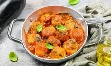 مرغ رو اینجوری درست کن | رسپی ساده خورش مرغ با عطر زعفران + ویدیو 