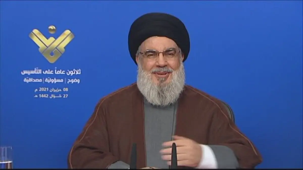 سید حسن نصرالله: از ایران بنزین می خریم ببینم چه کسی می تواند جلوی ما را بگیرد