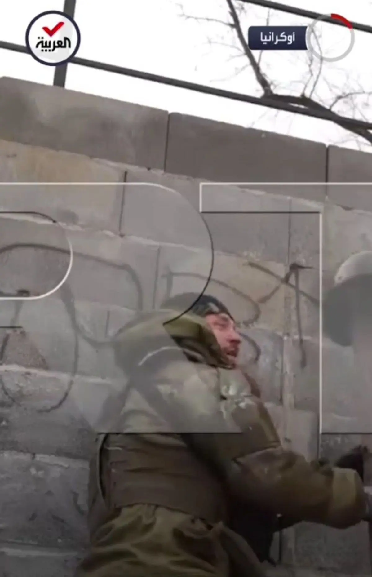 تلاش سرباز روس برای فریب دادن تک‌تیراندازان+ویدئو