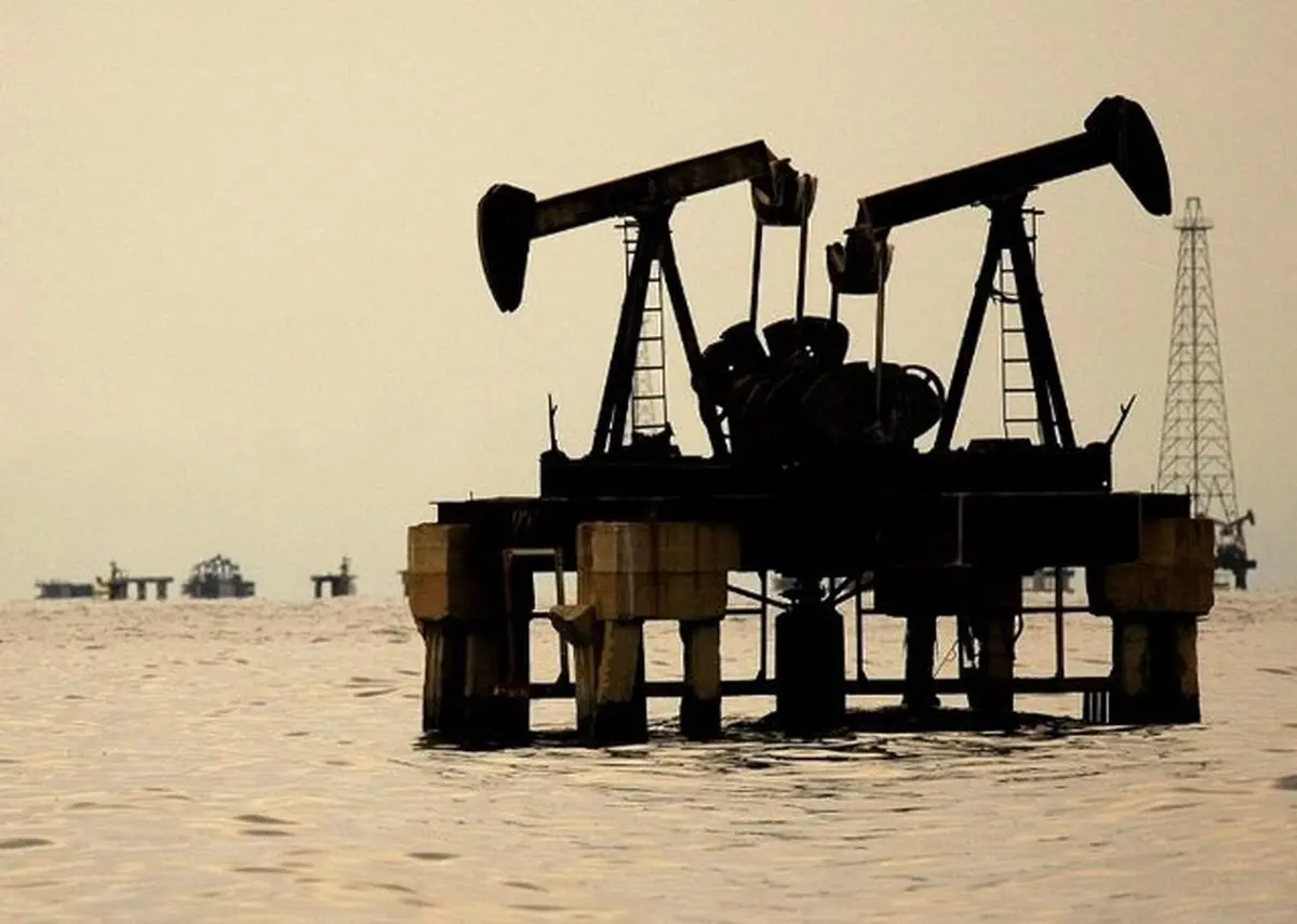  تولید نفت آمریکا در پی وقوع طوفان سهمگین کاهش یافت