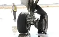 ترکیدن چرخ هواپیمای کارون دلیل بسته شدن باند فرودگاه مهرآباد 