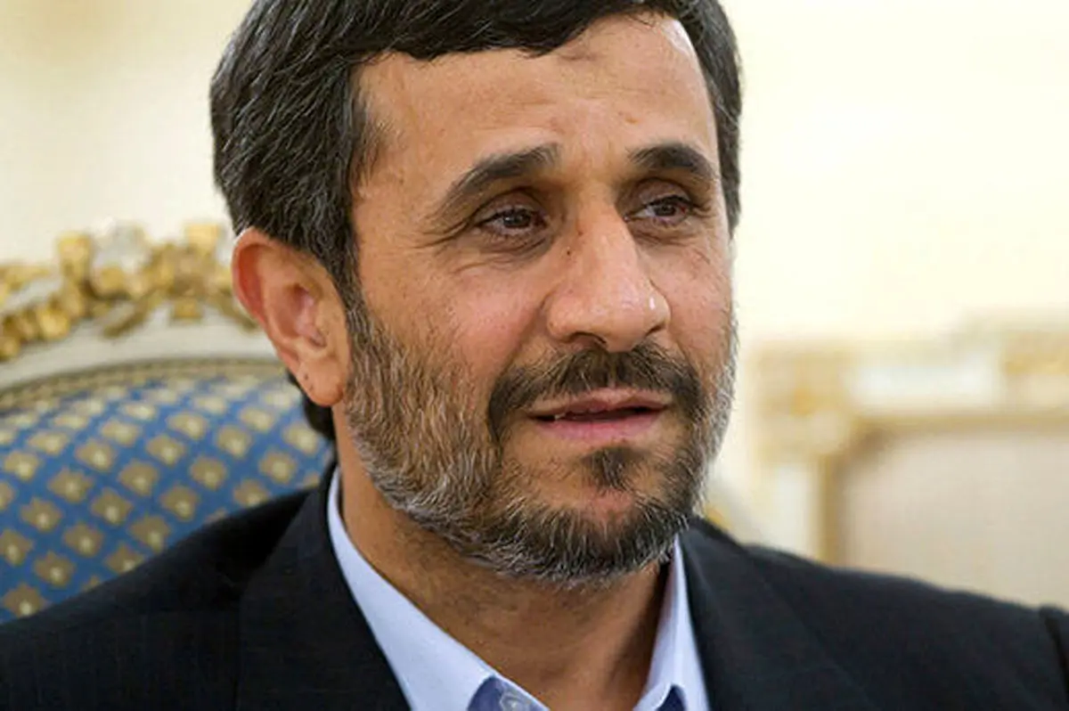 پس لرزه های گاف عجیب احمدی نژاد | مردی که اهل پاسخگویی نیست!